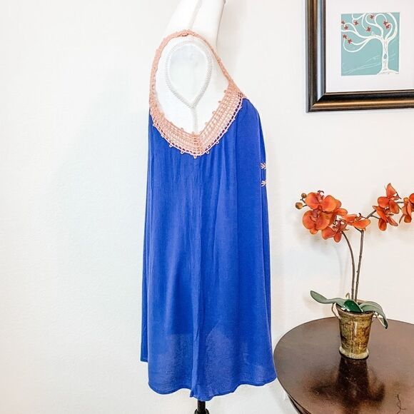 🍋 Kori • Blue Swing Dress w/Embroidered Detail - Picture 3 of 11